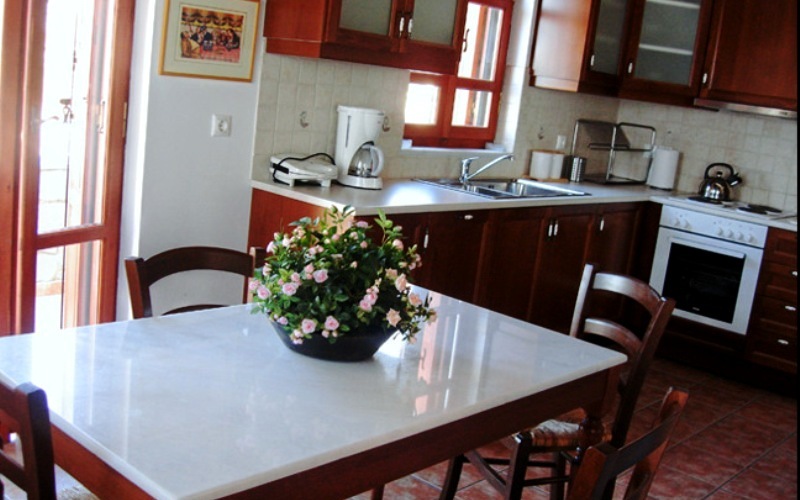 Zerveas Villa, Kitchen